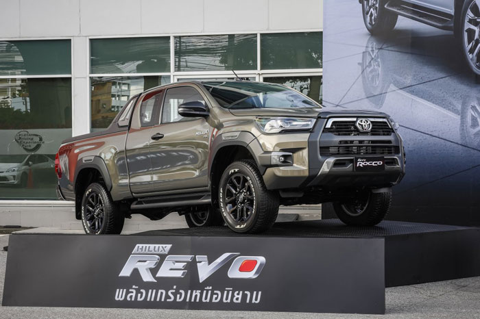 ค่ายโตโยต้าจัดเต็มท้าให้ลอง TOYOTA HILUX REVO ROCCO "พลังแกร่งเหนือนิยาม” เริ่มต้น 949,000 – 1,239,000 บาท