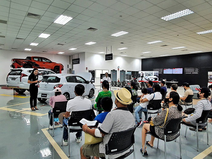 มิตซูบิชิ มอเตอร์ส ประเทศไทย จัดกิจกรรมทดสอบรถยนต์แบบเอ็กซ์คลูซีฟ พร้อมให้ลูกค้าเยี่ยมชมสถาบันการศึกษาและฝึกอบรม  สร้างความเชื่อมั่นด้านคุณภาพบริการ