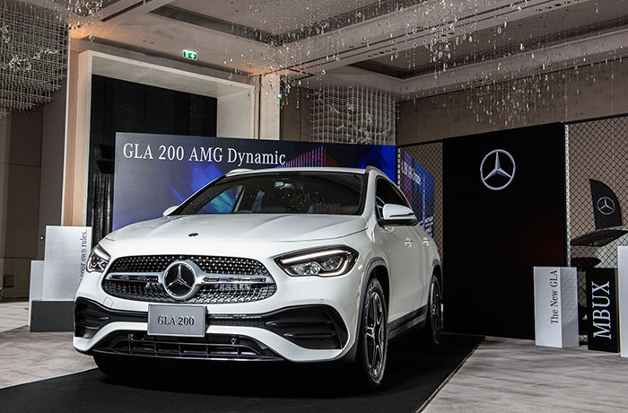 เมอร์เซเดส-เบนซ์ กระตุ้นตลาดรถยนต์พรีเมียม ส่ง “The new GLA” และ “A-Class” ใหม่   รุ่นประกอบในประเทศ ชวนลูกค้าสัมผัสรถยนต์รุ่นคอมแพ็คที่จัดมาให้แบบเต็ม ๆ   ทั้งออปชันและเทคโนโลยีความปลอดภัย ในราคาสุดเร้าใจ