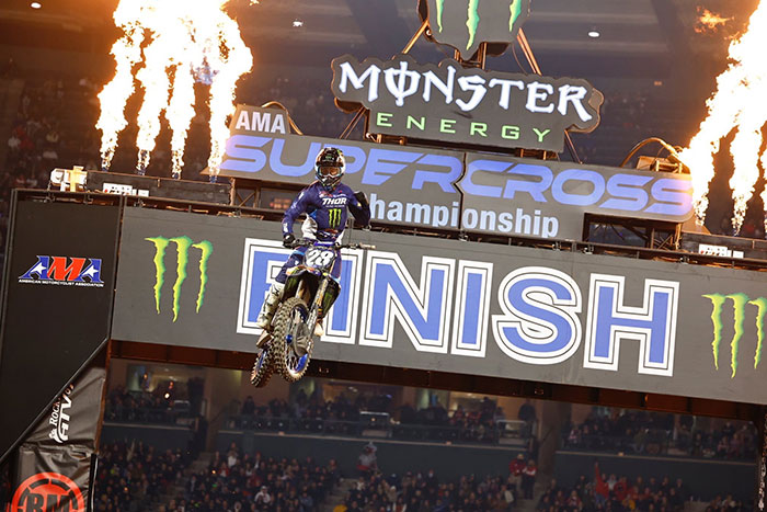 “เคร็ก” คว้าชัย อานาไฮม์ เปิดหัว AMA Supercross “โทแม็ค” ประเดิมแต้ม ยามาฮ่า