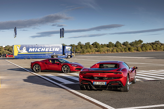 MICHELIN Pilot Sport 4S K1 และ MICHELIN Pilot Sport Cup 2R K2  ยางสองรุ่นที่ผลิตขึ้นเพื่อซูเปอร์คาร์ Ferrari 296 GTB โดยเฉพาะ