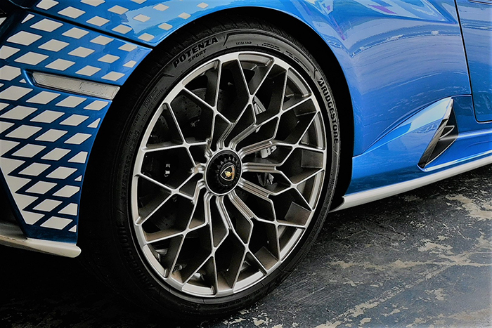 Bridgestone Potenza Sport ได้รับเลือกจาก Lamborghini ให้เป็นยางติดรถ เติมเต็มสมรรถนะสูงสุดของรถซูเปอร์สปอร์ตคาร์รุ่น Huracán STO