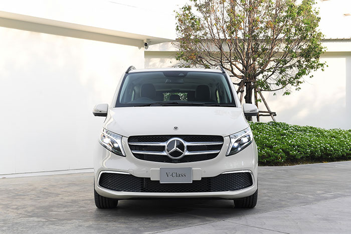 เมอร์เซเดส-เบนซ์ แนะนำ Mercedes-Benz V 250 d Exclusive รถแวน 7 ที่นั่ง ในกลุ่ม V-Class นำเข้าทั้งคันจากประเทศสเปน ตอบโจทย์กลุ่มครอบครัวที่มองหายนตกรรมอเนกประสงค์ในระดับเฟิร์สคลาส