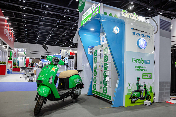 H SEM โชว์ระบบ EV Bike Ecosystem พร้อมกับรถมอเตอร์ไซค์ไฟฟ้า Grab EV