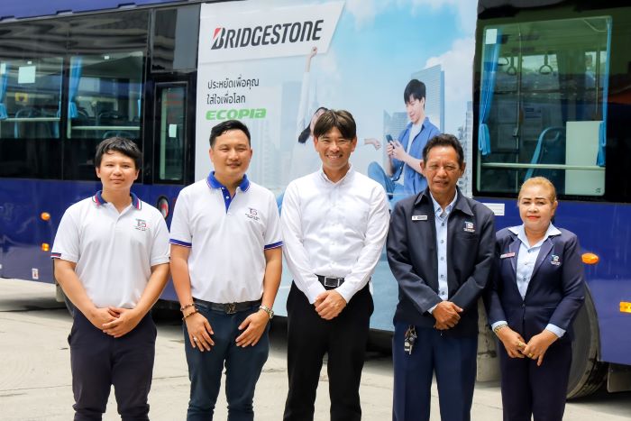 บริดจสโตนส่งมอบยางสำหรับรถโดยสารพลังงานไฟฟ้าแก่ไทย สมายล์ บัส ร่วมสนับสนุนสังคมไทยสู่สังคมแห่งยานยนต์พลังงานไฟฟ้าอย่างยั่งยืน