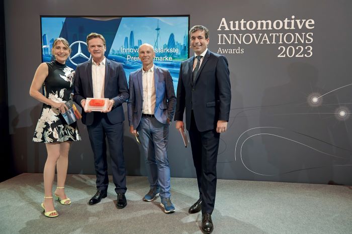 เมอร์เซเดส-เบนซ์ กวาด 4 รางวัลจากเวที AutomotiveINNOVATIONS Awards ประจำปี 2023 พร้อมเผยความโดดเด่นด้านนวัตกรรมยานยนต์ระดับโลก