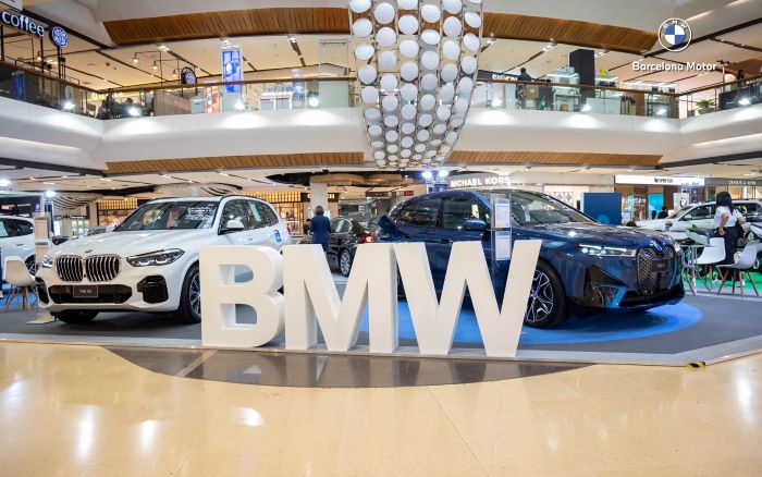 บาเซโลนา มอเตอร์ ยกขบวนยนตรกรรมหรูจาก BMW ในงาน 8 REFLECTION  พบกับแคมเปญเกินต้าน ณ ศูนย์การค้าเซ็นทรัล ลาดพร้าว วันนี้-10 สิงหาคม 2566