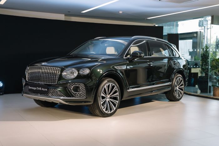 เอเอเอสฯ เปิดตัว BENTAYGA EWB AZURE โฉมใหม่  อัครยนตรกรรมเอสยูวีที่หรูที่สุดของเบนท์ลีย์หนึ่งเดียวในประเทศไทย