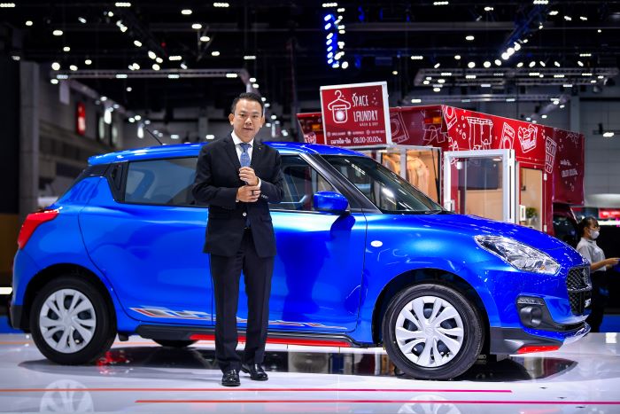 SUZUKI SWIFT แฮทช์แบ็กอีโคคาร์ยังครองใจคนรุ่นใหม่!  เติมเต็มความแตกต่าง เป็นตัวตนอย่างชัดเจน ดันยอดขายพร้อมขยายเวลาโปรโมชั่นพิเศษ เอาใจลูกค้า   ดอกเบี้ย 0% ผ่อนนานสูงสุด 99 เดือน!