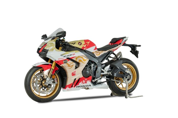 ฮอนด้าเปิดตัว Honda CBR1000RR-R SP ลายพิเศษ Moto2 ThaiGP Limited Edition ถ่ายทอดแรงบันดาลใจจาก “ก้อง-สมเกียรติ” ผลิตจำกัด 3 คันในโลก!