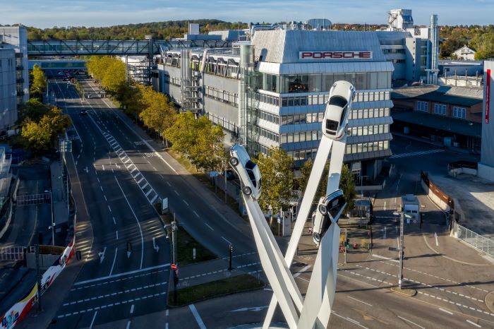 ปอร์เช่ (Porsche) ยกระดับโรงงานที่  Zuffenhausen เพื่อรองรับการผลิตในอนาคต