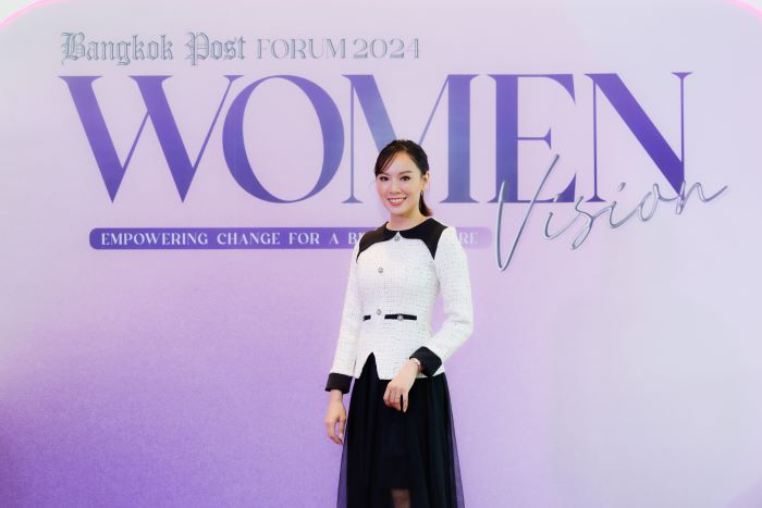 Women of the Year Awards จากหนังสือพิมพ์ Bangkok Post รางวัลผู้หญิงแห่งปีในอุตสาหกรรมยานยนต์ระดับลักชัวรี กับทัศนคติที่ไม่เคยปฏิเสธโอกาส ซึ่งเป็นกุญแจสำคัญสู่ความสำเร็จ
