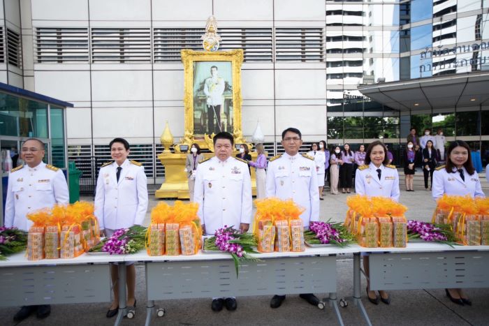 สำนักงาน คปภ. จัดกิจกรรมเฉลิมพระเกียรติสมเด็จพระนางเจ้าสุทิดา พัชรสุธาพิมลลักษณ พระบรมราชินี เนื่องในโอกาสวันเฉลิมพระชนมพรรษา 3 มิถุนายน 2567