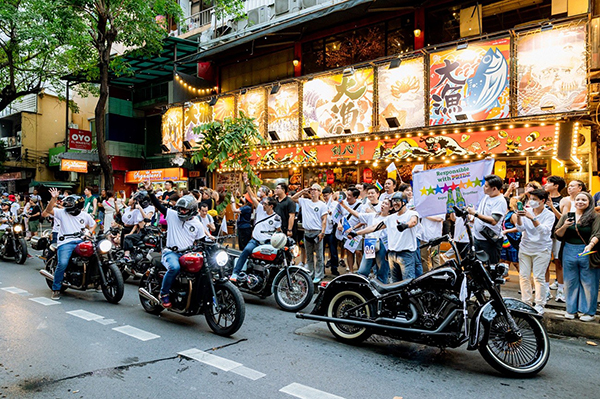 ส่งท้ายเดือนแห่งไพรด์ Heineken® 0.0 ขนกองทัพพาร์ทเนอร์ ร่วมฉลอง Responsible with Pride ในงาน Love Pride Parade