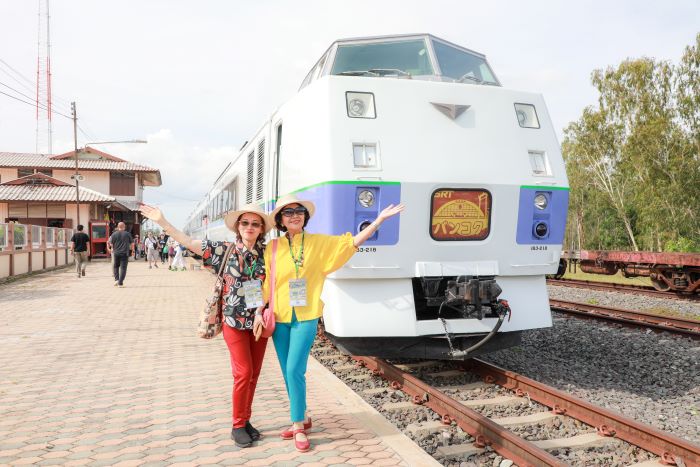 การรถไฟฯ รุกตลาดท่องเที่ยว พร้อมเดินหน้าจัดทริปพิเศษเที่ยวได้ตลอดทั้งปี หนุนสร้างรายได้ ให้กับชุมชน และส่งเสริมเศรษฐกิจภายในประเทศ คาดในปี 2567 มีนักท่องเที่ยวมากกว่า 150,000 คน