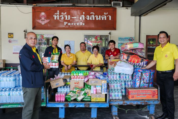 การรถไฟฯ ตั้งศูนย์ “ห่วงใย” พร้อมเป็นสื่อกลางรับบริจาคเครื่องอุปโภคบริโภคและขนส่งสิ่งของไปช่วยเหลือพี่น้องประชาชนผู้ประสบภัยน้ำท่วม