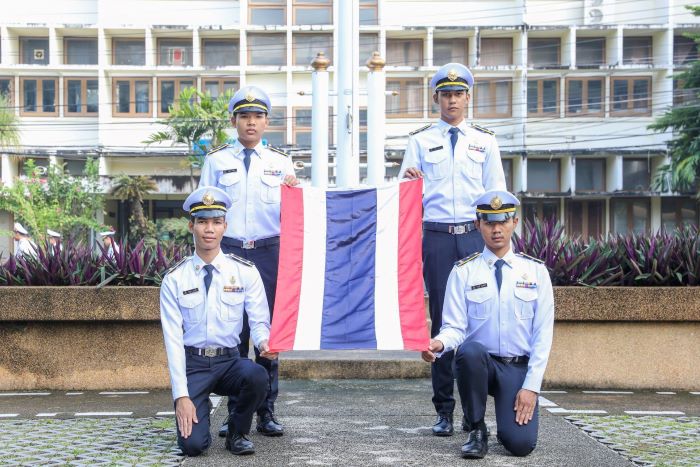 การรถไฟแห่งประเทศไทย จัดกิจกรรมเนื่องในวันพระราชทานธงชาติไทย 28 กันยายน ประจำปี 2567