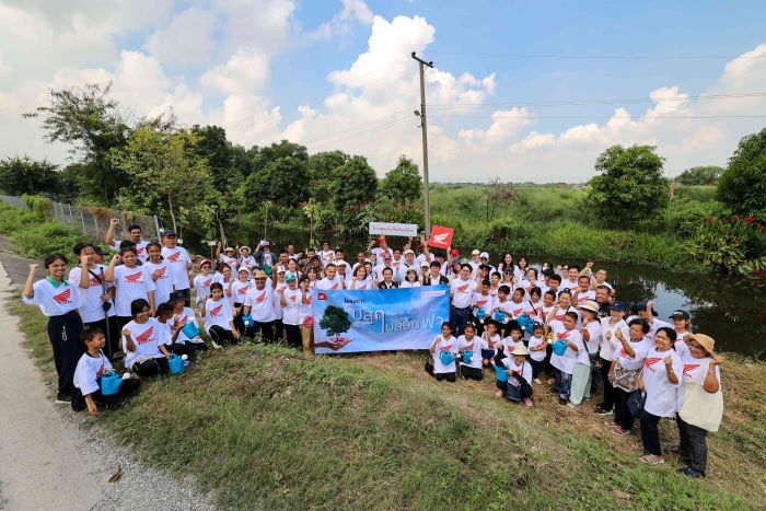 ไทยฮอนด้า สานต่อโครงการ ไทยฮอนด้าปลูกเปลี่ยนฟ้า (Tree for Blue Sky) ขยายพื้นที่สีเขียวให้แก่ชุมชนบริเวณใกล้เคียงนิคมอุตสาหกรรม