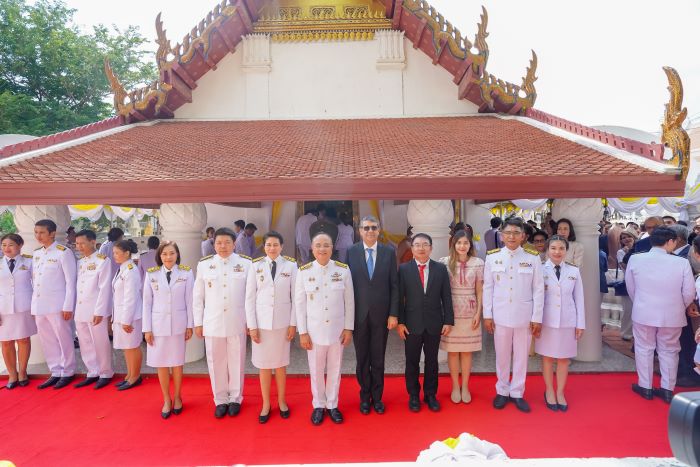 เอไอเอ ประเทศไทย บริจาคจตุปัจจัยทำบุญ และถวายผ้าพระกฐินพระราชทาน  ในงานกฐินพระราชทาน คปภ. ประจำปี 2567