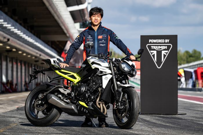 ไอ โอกุระ นักบิดหนุ่มชาวญี่ปุ่น คว้ารางวัล TRIUMPH TRIPLE TROPHY ฤดูกาล 2024