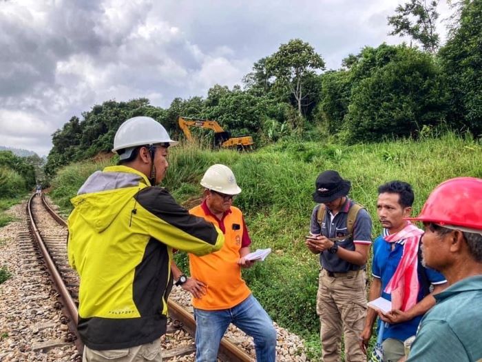 “วีริศ” สั่งการรถไฟฯ จัดทีมเฝ้าระวังน้ำท่วมฉับพลัน-น้ำป่าไหลหลาก ในพื้นที่ภาคใต้ กำชับหน่วยงานเกี่ยวข้อง ติดตามสถานการณ์ใกล้ชิด ต้องพร้อมช่วยเหลือประชาชน ตลอด 24 ชม.